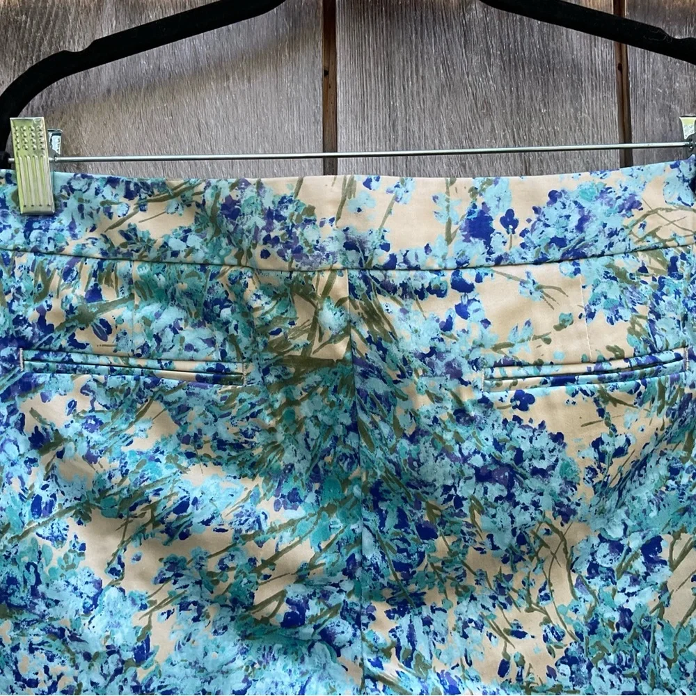 Talbots Blue Floral Pants - Picture 5 of 5